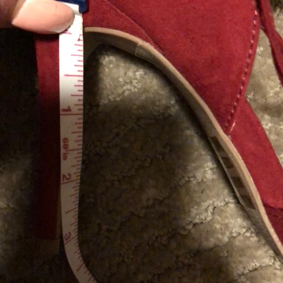 NWOT burgundy pumps Perfect condition - Picture 8 of 8